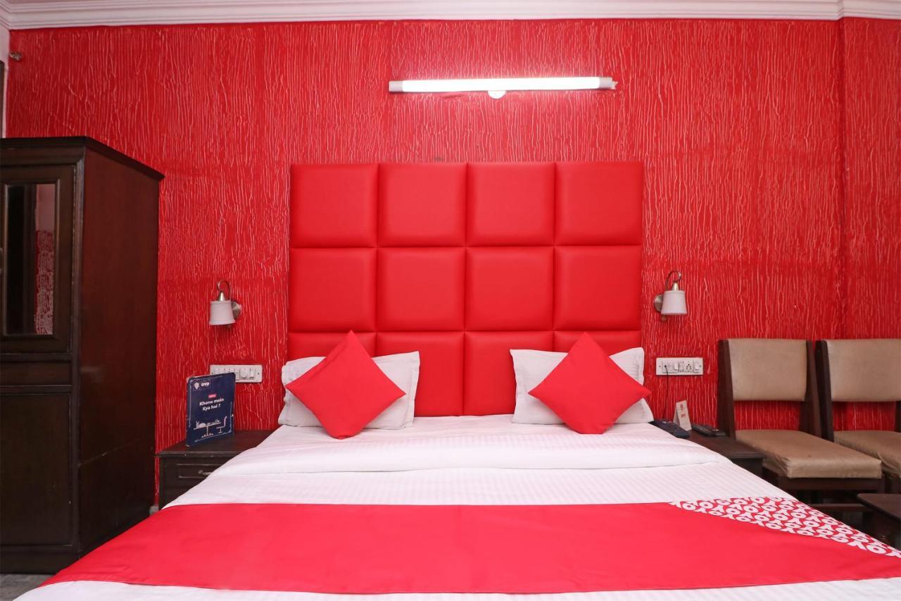Oyo 29304 Hotel Pooja Yamuna Nagar Exterior photo