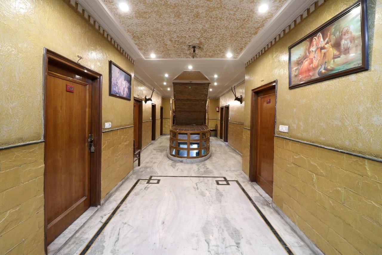 Oyo 29304 Hotel Pooja Yamuna Nagar Exterior photo